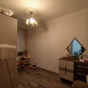 In Khirdalan 200.0 m² house with 5.0 rooms is for sale - Image 5