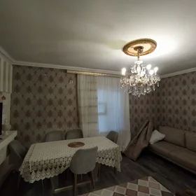 In Khirdalan 200.0 m² house with 5.0 rooms is for sale - Image 9