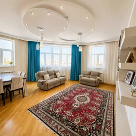 In Baku 135.0 m² apartment is for sale - Image 3