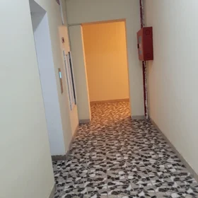 In Khirdalan 68.0 m² apartment is for sale - Image 2