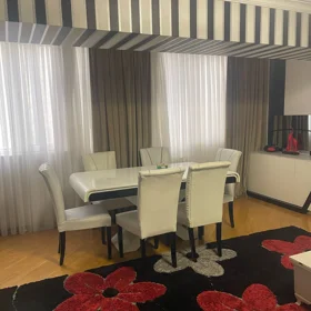 In Baku 90.0 m² apartment is for rent - Image 4