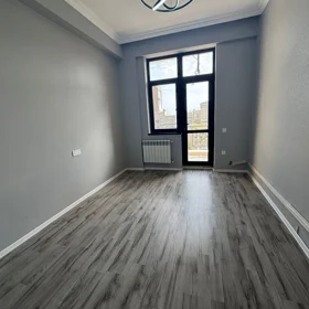 In Baku 90.0 m² apartment is for sale - Image 2