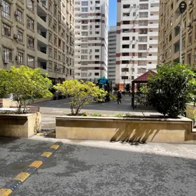 In Baku 103.0 m² apartment is for sale - Image 3