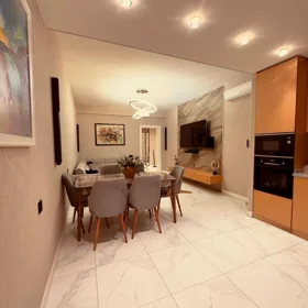 In Baku 103.0 m² apartment is for sale - Image 5