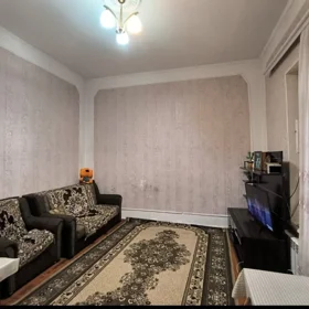 In Binəqədi rayonu 140.0 m² house with 4.0 rooms is for sale - Image 7