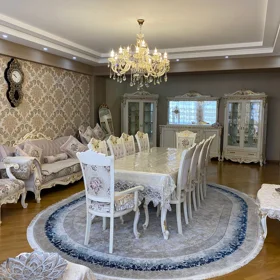 In Baku 155.0 m² apartment is for sale - Image 3