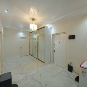 In Baku 105.0 m² apartment is for sale - Image 9