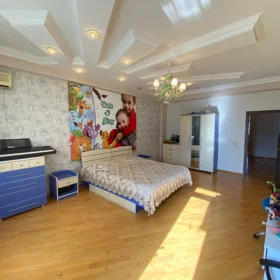 In Baku 156.0 m² apartment is for sale - Image 8