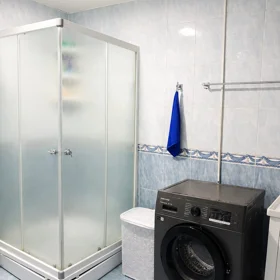 In Baku 86.0 m² apartment is for sale - Image 5