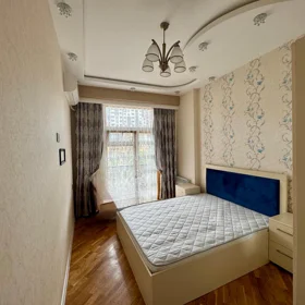 In Baku 80.0 m² apartment is for rent - Image 3