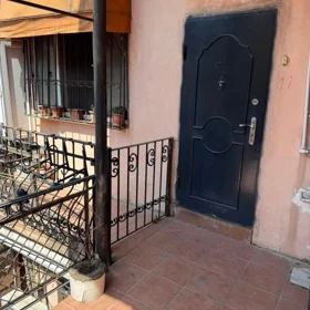In Səbail rayonu 100.0 m² apartment is for sale - Image 3
