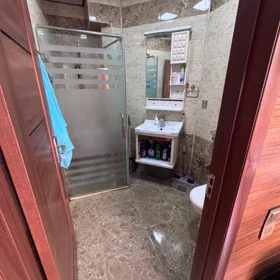In Səbail rayonu 100.0 m² apartment is for sale - Image 7