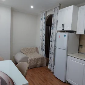 In Baku 70.0 m² apartment is for rent - Image 8