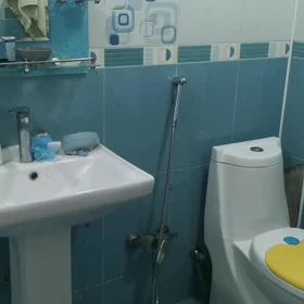 In Baku 80.0 m² apartment is for rent - Image 9