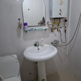 In Baku 50.0 m² apartment is for rent - Image 8