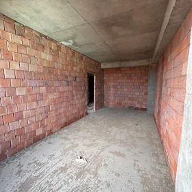 In Baku 214.0 m² apartment is for sale - Image 3