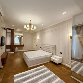 In Baku 235.0 m² apartment is for rent - Image 7