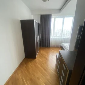 In Baku 190.0 m² apartment is for rent - Image 3