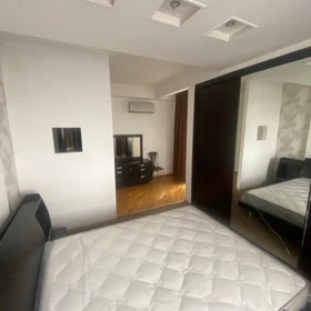 In Baku 190.0 m² apartment is for rent - Image 7