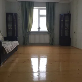 In nan 170.0 m² house with 4.0 rooms is for sale - Image 9