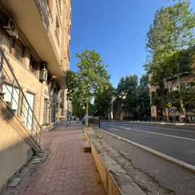 In Baku 300.0 m² commercial is for rent - Image 3