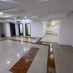In Baku 300.0 m² commercial is for rent - Image 9