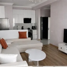 In Baku 69.0 m² apartment is for sale - Image 8