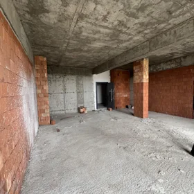 In Baku 80.0 m² apartment is for sale - Image 8
