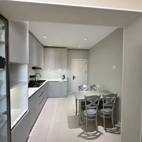 In Baku 65.0 m² apartment is for sale - Image 4