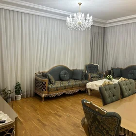 In Baku 100.0 m² apartment is for sale - Image 3