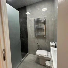 In Baku 100.0 m² apartment is for sale - Image 8