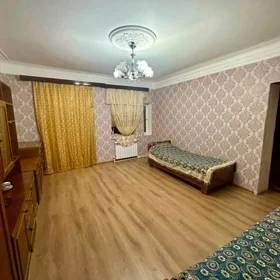 In Baku 90.0 m² house with 4.0 rooms is for sale - Image 8