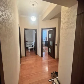 In Khirdalan 80.0 m² apartment is for sale - Image 8