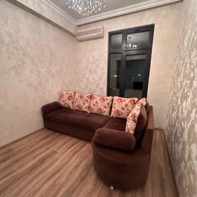 In Baku 80.0 m² apartment is for rent - Image 2