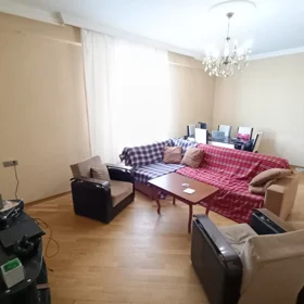 In Baku 70.0 m² apartment is for sale - Image 3
