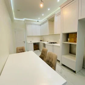 In Baku 135.0 m² apartment is for sale - Image 2