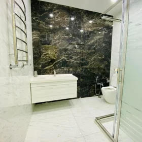 In Baku 135.0 m² apartment is for sale - Image 8
