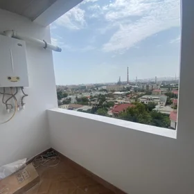 In Baku 70.0 m² apartment is for sale - Image 8
