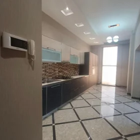 In Baku 170.0 m² apartment is for sale - Image 6