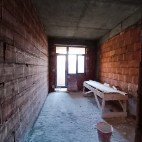 In Baku 178.0 m² apartment is for sale - Image 5