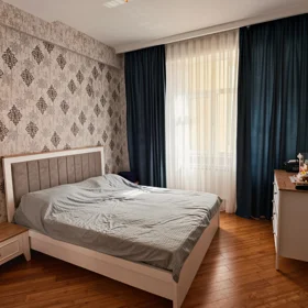 In Baku 70.0 m² apartment is for rent - Image 4