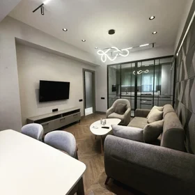 In Baku 70.0 m² apartment is for rent - Image 2