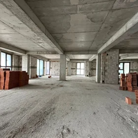 In Baku 259.0 m² apartment is for sale - Image 8