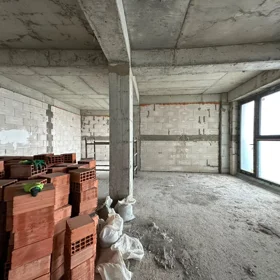 In Baku 259.0 m² apartment is for sale - Image 10
