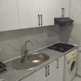 In Khirdalan 70.0 m² apartment is for rent - Image 5