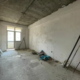 In Baku 215.0 m² apartment is for sale - Image 2