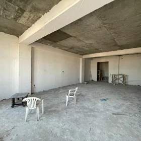 In Baku 215.0 m² apartment is for sale - Image 5