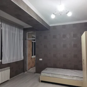 In Baku 80.0 m² apartment is for rent - Image 7