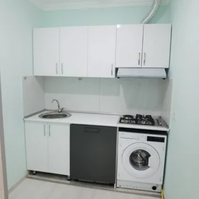 In Baku 80.0 m² apartment is for rent - Image 8