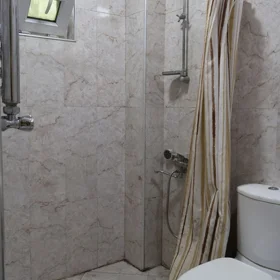 In Binəqədi rayonu 71.0 m² house with 2.0 rooms is for rent - Image 6